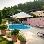The Shire Appartement Poljane
