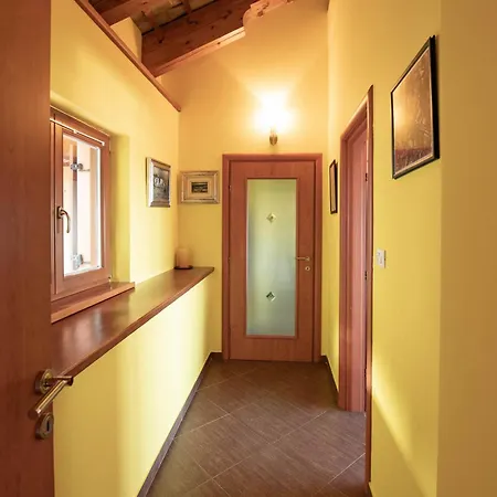 The Shire Apartman