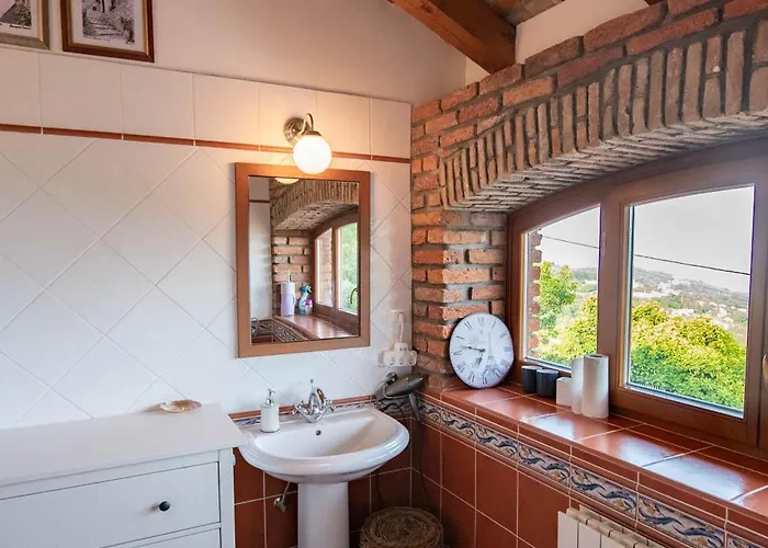 The Shire Apartman *